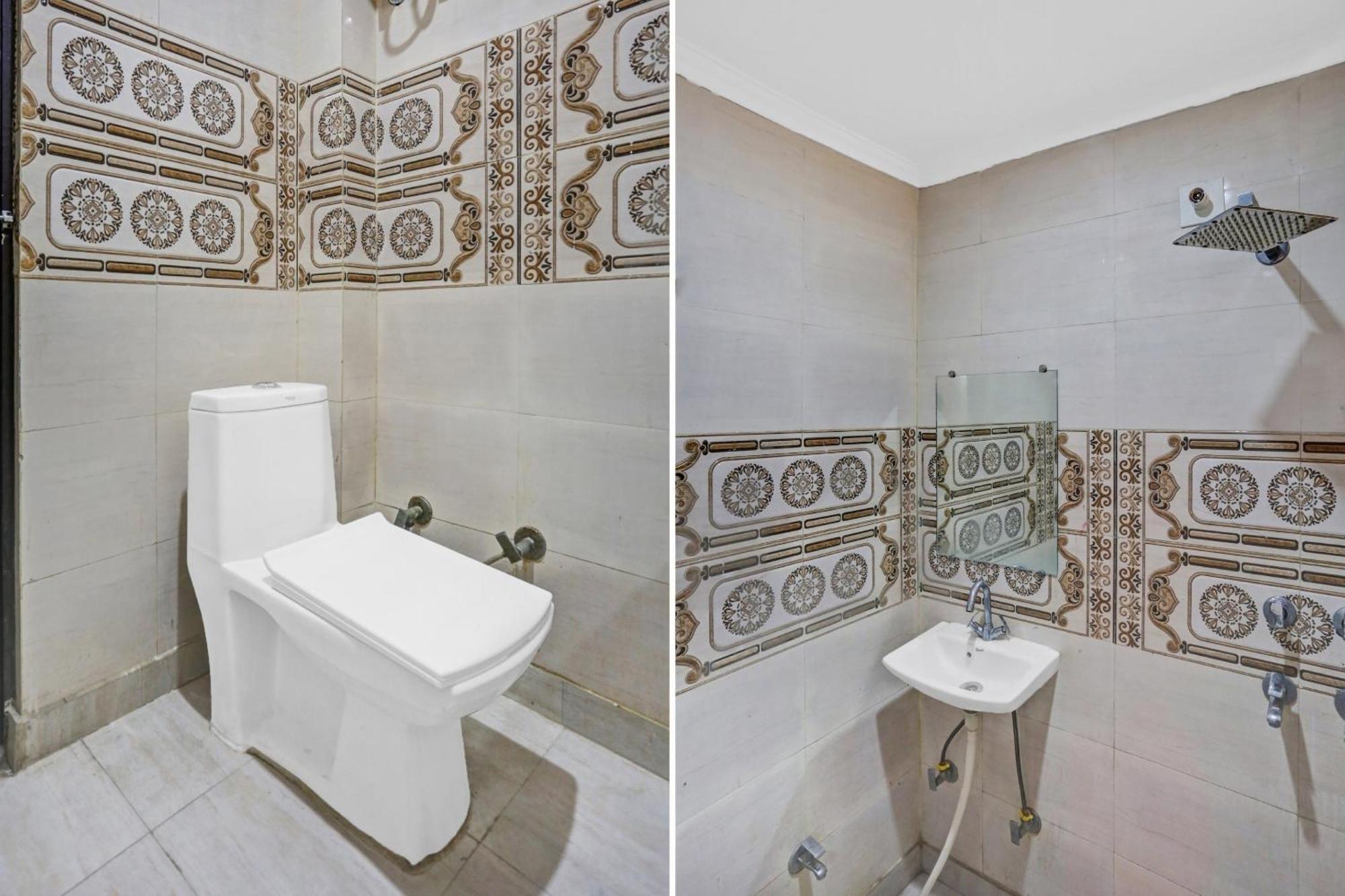 Hotel O Hotel Blue Orchid New Delhi Bagian luar foto